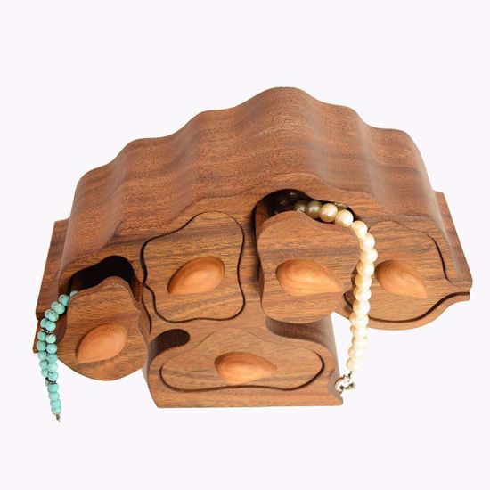 Picture of Bandsaw Box-Oak Tree