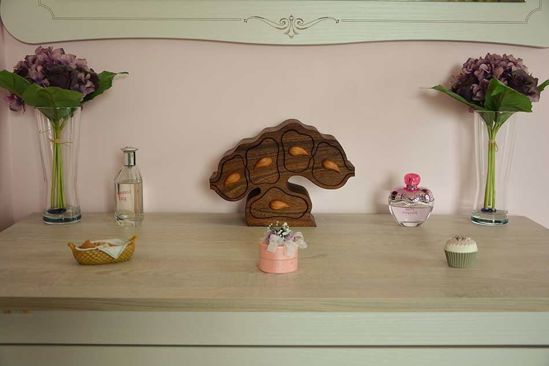 Picture of Bandsaw Box-Oak Tree